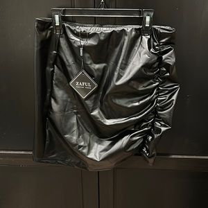 ZAFUL Leather Skirt with Tag SIZE 8 (Large)